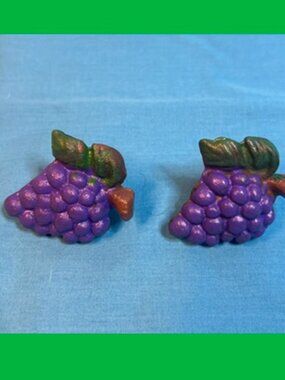Two (2) Hand Painted Cast Iron Grape Drawer Pulls Set of Two (2) 10316